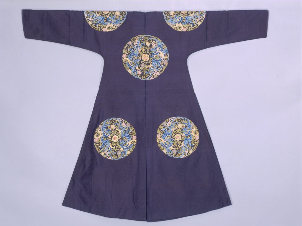 图片[2]-Shi Qing Yarn Embroidery Eight Regiments Kui Feng Pattern Women’s Single Coat-China Archive